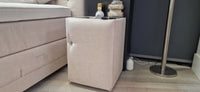 Boxspringbett 180x210 cm – TV-Lift inkl. Samsung TV – elektrisch verstellbar – viel Zubehör