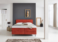 Boxspringbett Fontana – geradliniges Kopfteil, Webstoff Rot – Frontalansicht | Betten Deluxe