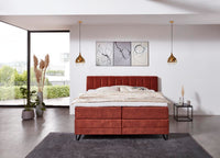 Boxspringbett Vermeer – horizontale Steppung, Webstoff Rot – Frontalansicht | Betten Deluxe