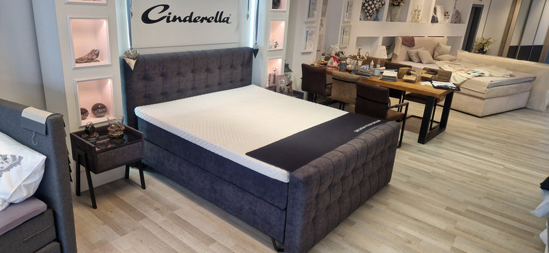 Boxspringbett Matisse 180x200 cm – Samt Schwarz – mit Nachtkonsolen – Ausstellungsstück