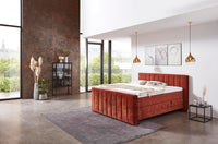 Boxspringbett Vermeer – horizontale Steppung, Webstoff Rot – Milieu-Ansicht mit Fußteil | Betten Deluxe