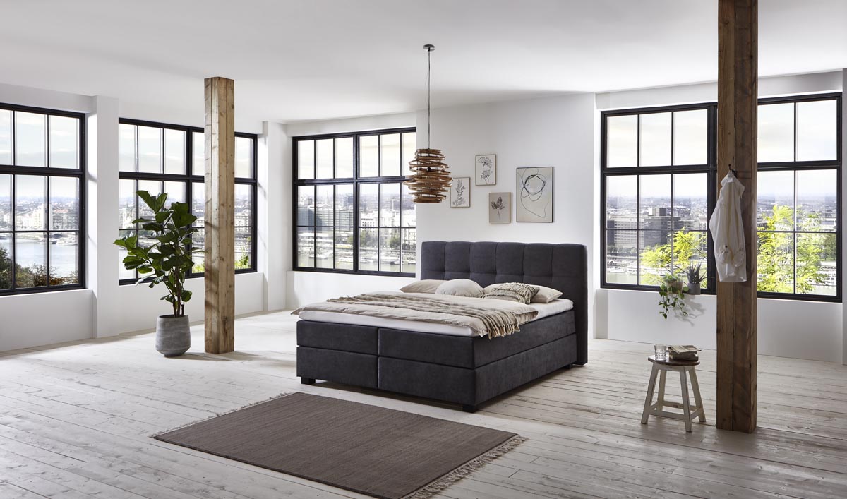 Boxspringbett Renoir – symmetrische Steppung, Samt Graphit – Milieu-Ansicht ohne Fußteil | Betten Deluxe